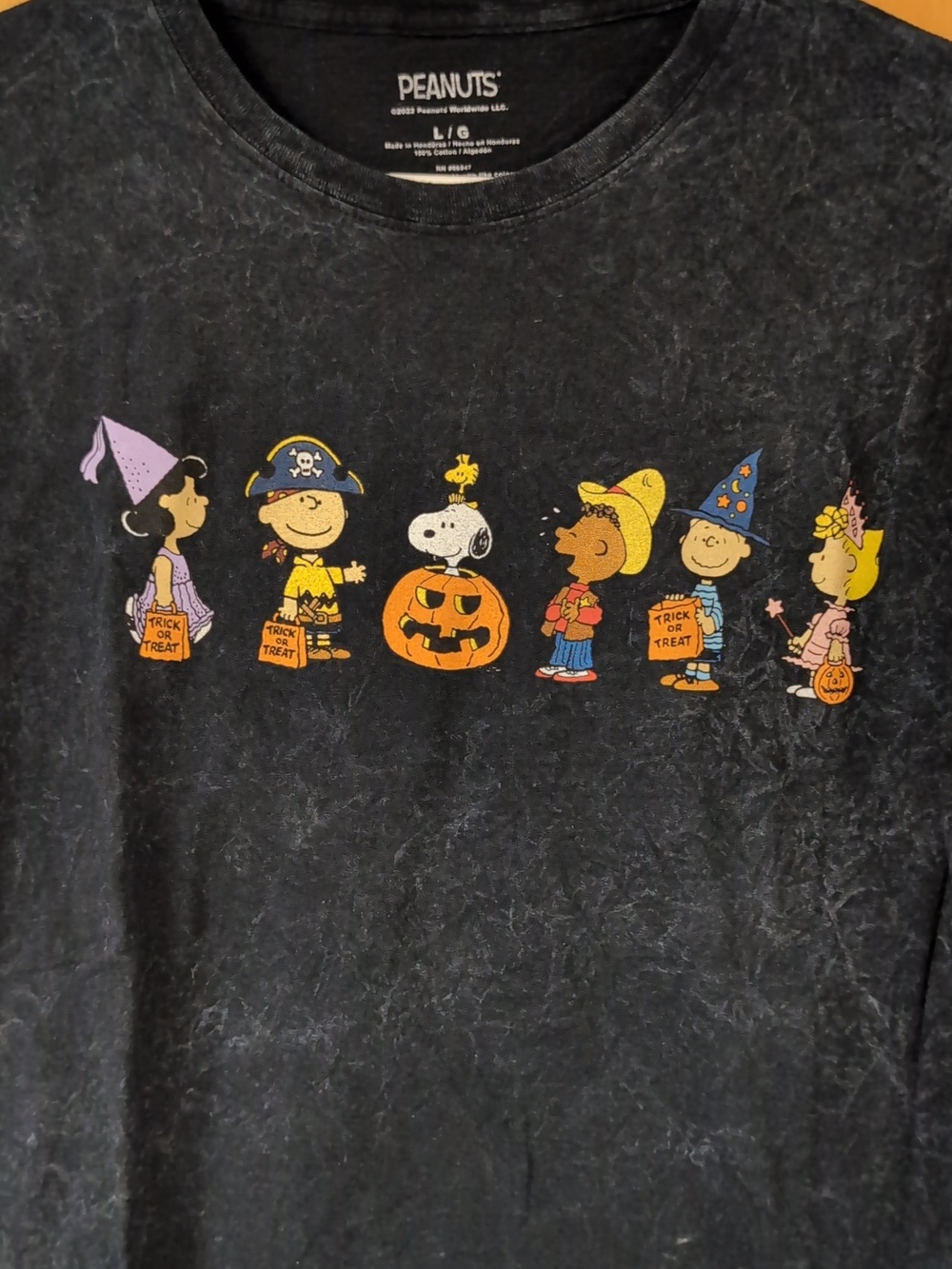 Peanuts Black Halloween Character Tee - Picture 3 of 10